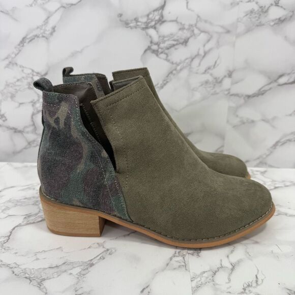 Lily’s Women’s Boots sz 8 Ankle Camo Canvas NEW #25-A - Picture 1 of 9